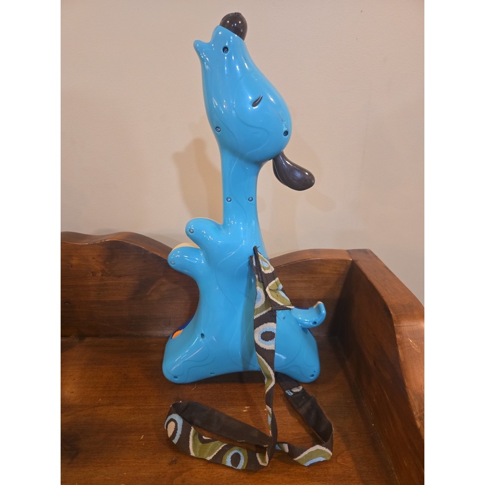 B Toys Electric Guitar Interactive Woofer Hound Dog Musical Instrument Tested VG - Picture 3 of 11